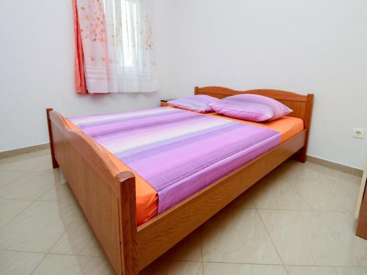 Apartments Vini Трогир Экстерьер фото
