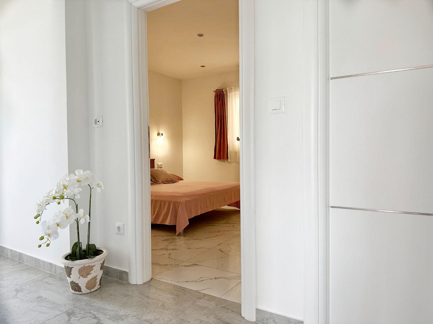 Apartments Vini Трогир Экстерьер фото