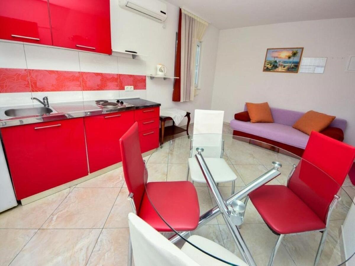 Apartments Vini Трогир Экстерьер фото