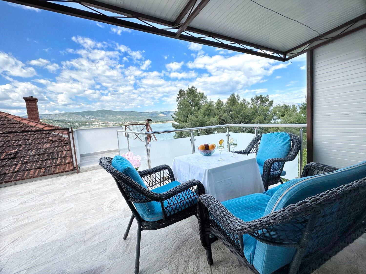 Apartments Vini Трогир Экстерьер фото